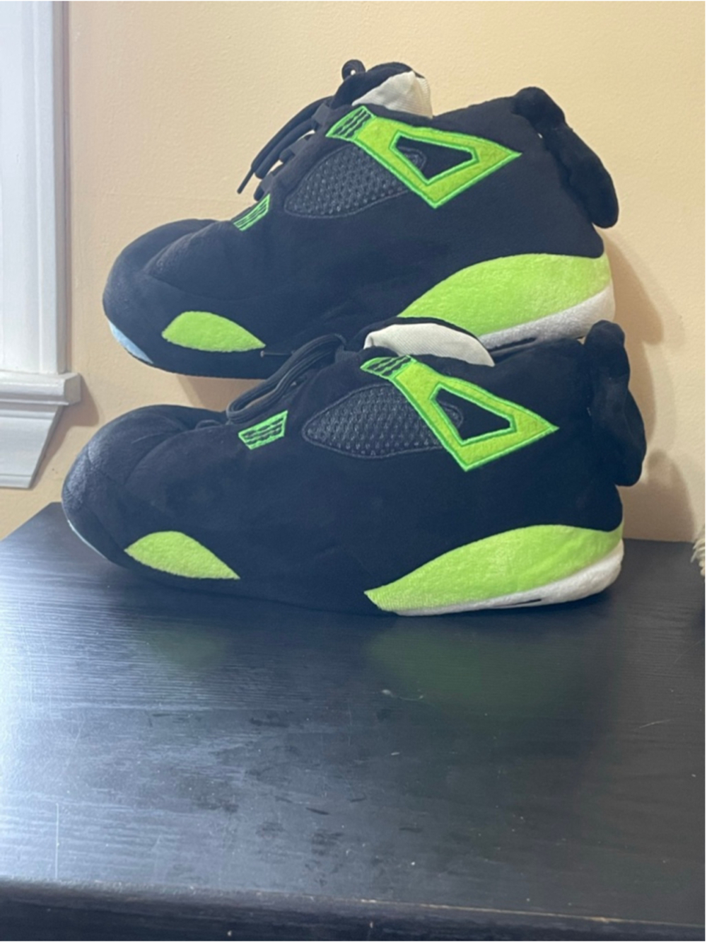 Unisex sneaker Slippers Black Green one size fits most - Picture 4 of 7